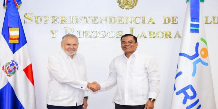 DIDA y Sisalril formalizan protocolo de trabajo para dar respuesta a quejas y reclamos de afiliados