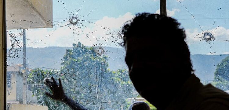 La desesperación campa en Haití mientras pandillas y justicieros se extienden como en el Lejano Oeste