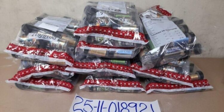 Ocupan 3,000 cigarros de marihuana en aeropuerto de Punta Cana