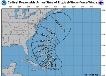 Huracán Erin comenzará a alejarse de las Islas Vírgenes de EEUU y Puerto Rico este domingo