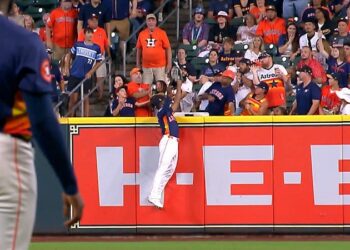 Sánchez se robó un grand slam y un HR de 3 rayas… ¡en el mismo juego!