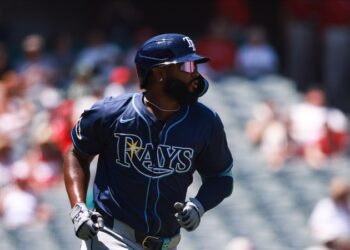 Caminero logra meta de 30 HR y se une a un selecto grupo de dominicanos