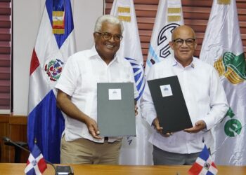 CEA e Inespre firman acuerdo para llevar azúcar a bajo costo