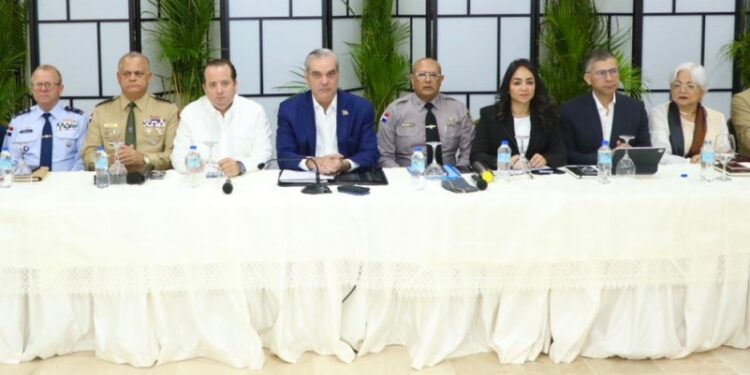Presidente Abinader encabeza reunión de seguimiento al Plan de Seguridad Ciudadana