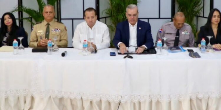 Presidente Abinader encabeza reunión de seguimiento al Plan de Seguridad Ciudadana