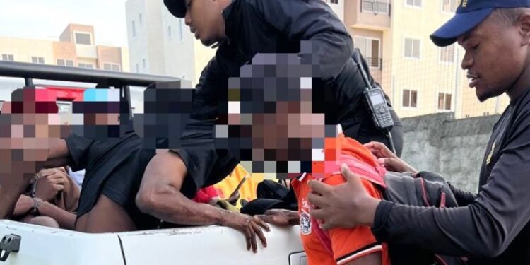 Detienen a 1,089 haitianos indocumentados en varios operativos 