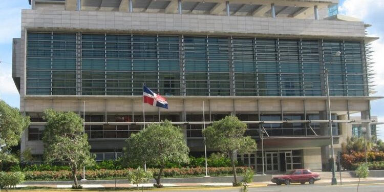 Detienen a RD en un ruso vinculado a un proyecto de desinformación internacional