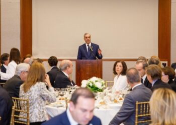 Presidente Abinader afirma que República Dominicana avanza hacia un futuro de prosperidad y sostenibilidad