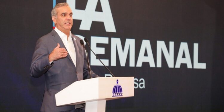 Abinader: DNCD ha decomisado más de 226.000 kilos de drogas y detenido a más de 182.000 personas