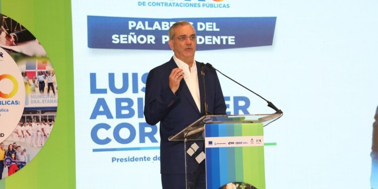 Presidente Abinader destaca virtudes de Nueva ley de Contrataciones Públicas