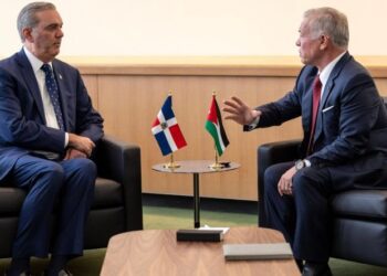 Presidente Abinader se reúne con el rey de Jordania