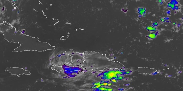 Vaguada y onda tropical dejarán aguaceros y tronadas en varias provincias