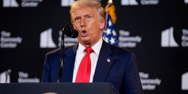 Trump amenaza que Venezuela «pagará un precio incalculable»