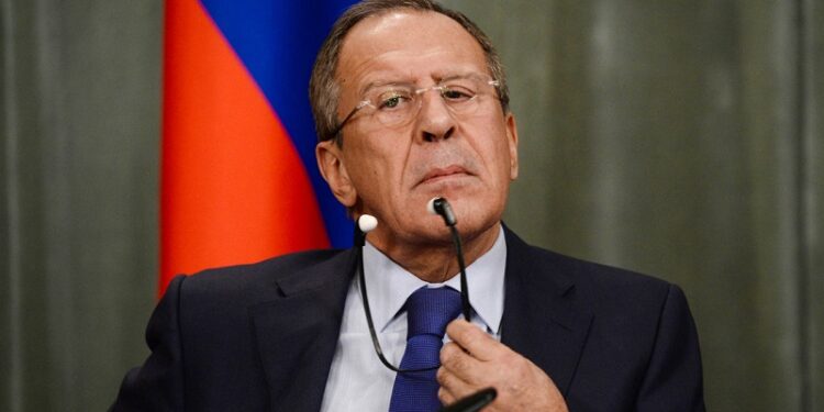 Surge un nuevo mundo multipolar que Occidente intenta impedir: Lavrov sobre los resultados de la cumbre de OCS