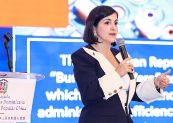 RD presenta oportunidades de inversión en Foro de Negocios en Beijing