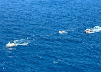 Guardia Costera intercepta a 11 mexicanos