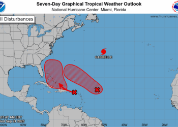 Avión cazahuracanes recopilará datos del entorno de onda tropical