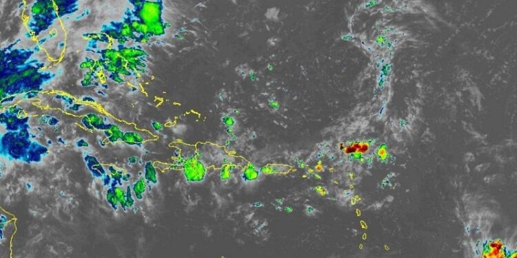 El INDOMET pronostica chubascos matutinos y aguaceros locales con tormentas eléctricas en la tarde