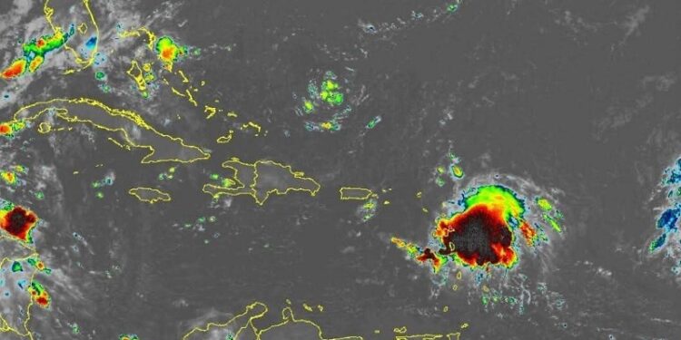 Vaguada continuará generando aguaceros y tronadas esta tarde en varias provincias
