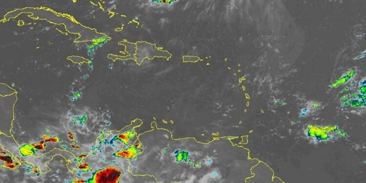 Pronostica el INDOMET algunos aguaceros y tronadas en la tarde y ambiente caluroso
