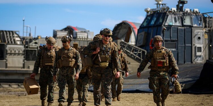 Ejercicio militar anfibio de EE.UU. en Puerto Rico en medio de tensiones en el Caribe