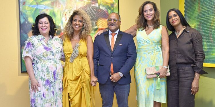 Centro Cultural Banreservas inaugura exposición “Espacio y tiempo” en homenaje a Ada Balcácer