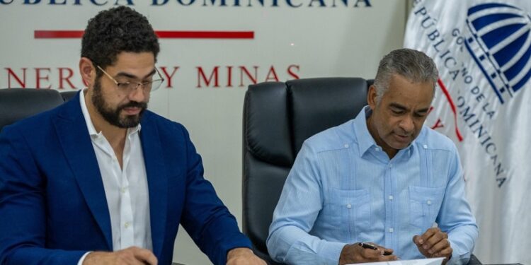 Gobierno firma contrato con consorcio Global Min para explorar petróleo y gas