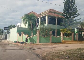 Pastor amenaza a brigadistas de Edeeste tras detectarse reincidencia con conexión ilegal