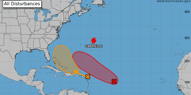 Gabrielle se mueve hacia el este-noreste como un huracán categoría 4 sobre el Atlántico