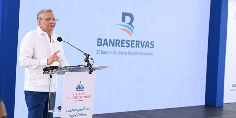 Banreservas financia 608 apartamentos entregados por la vicepresidenta Raquel Peña en Hato Nuevo