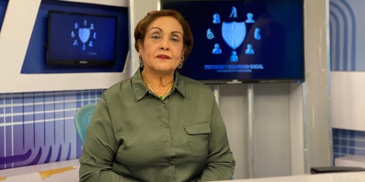 Nélsida Marmolejos urge modificar las leyes 87-01 y 379-81 sobre prensiones y clama justicia en caso SENASA