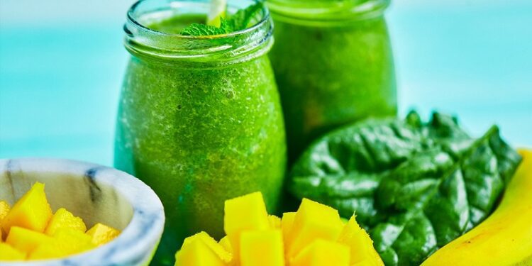 Un nutriente vegetal común refuerza las células que combaten el cáncer