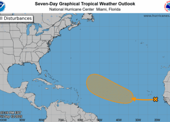 Onda tropical produce aguaceros y tormentas eléctricas en el extremo oriental del Atlántico