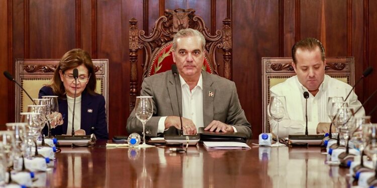 Consejo de Ministros conoce sanciones y tipos penales en la Administración pública