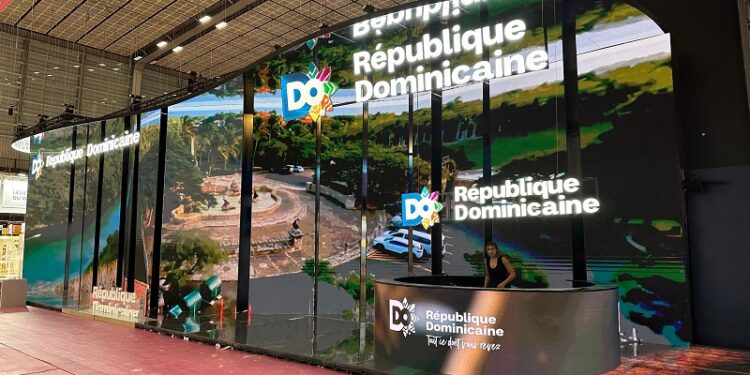 Collado augura que los turistas franceses seguirán escogiendo a RD como destino favorito