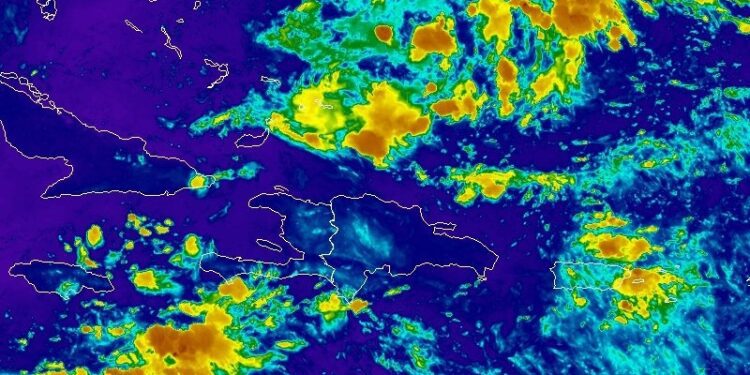 Vaguada genera fuertes aguaceros en varias provincias del país