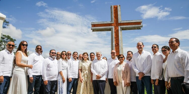Vicepresidenta Peña participa en eucaristía por el Día de la Virgen de las Mercedes