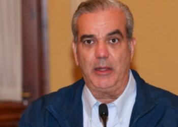 Presidente Abinader mantiene para este sábado suspensión de labores en provincias en alerta roja