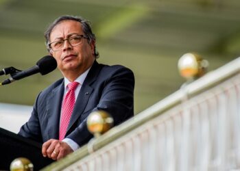 Petro: «EE.UU. ha violado nuestra soberanía marítima y ha cometido un asesinato»