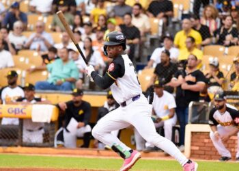 Águilas Cibaeñas blanquean al Licey 4 por 0 en el Estadio Cibao