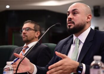 Alcaldes rechazan proyecto que aumentaría el plazo para nominar a directores municipales