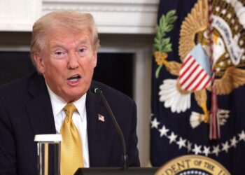 Trump promete operaciones terrestres contra los cárteles de droga en América Latina