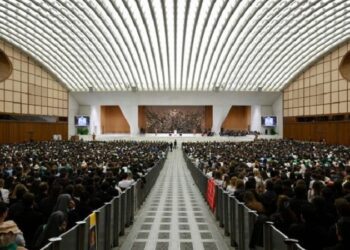 “Llamados a ser portavoces de la verdad y constructores de paz“