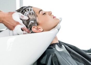 Un peligro inesperado: ¿qué es el síndrome del salón de belleza?