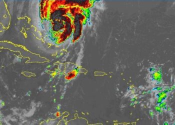 Vaguada inducida por el huracán Melissa mantiene condiciones lluviosas en distintos sectores