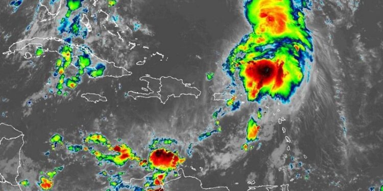 Alto contenido de humedad favorecerá aguaceros en algunas provincias
