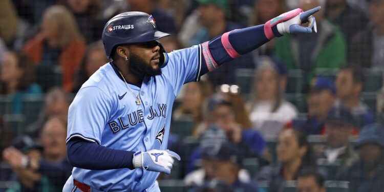 ¡Habemus serie! Azulejos ganan el Juego 3 de la SCLA a base de poder