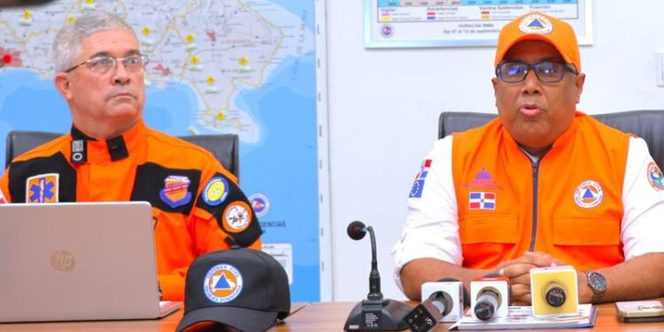 Defensa Civil activa provinciales por la tormenta tropical Melissa