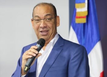 Gobierno niega que contemple eliminar el subsidio al combustible destinado a transportistas de pasajeros