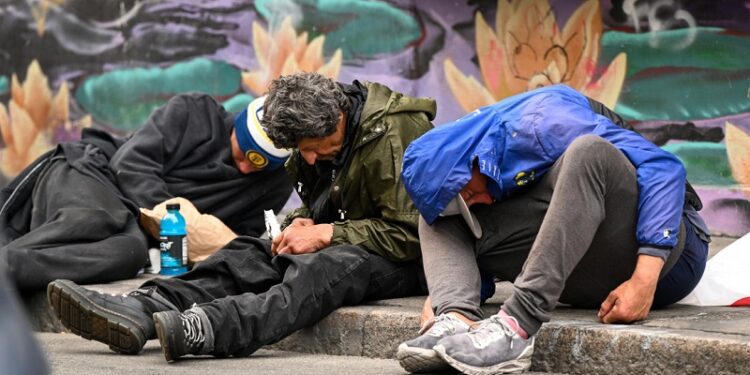 Una ‘droga zombi’ amputa y devora las extremidades de los adictos